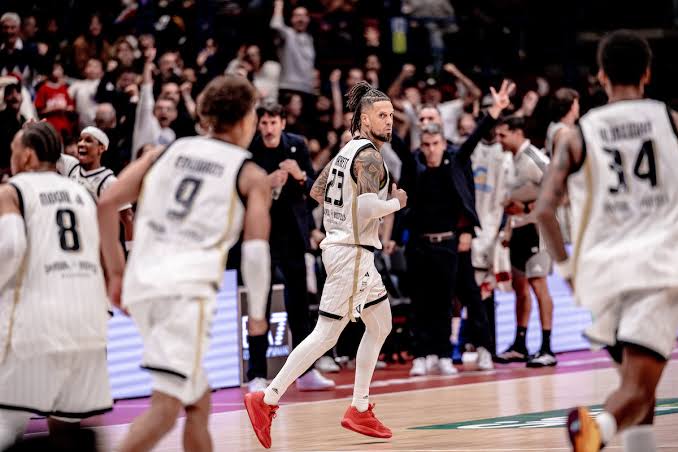 Virtus Bologna Olimpia Milano 98-94: rimonta da -19 all’OT